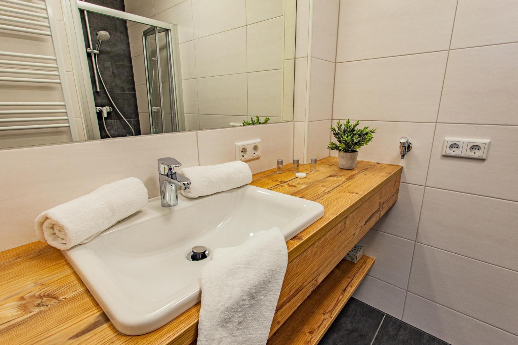 Happy Aich 1 By Alpenidyll Apartments Ngoại thất bức ảnh